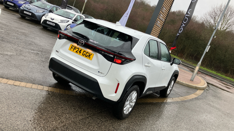 Toyota Yaris Cross 1.5 Hybrid Icon 5dr CVT Hybrid Estate